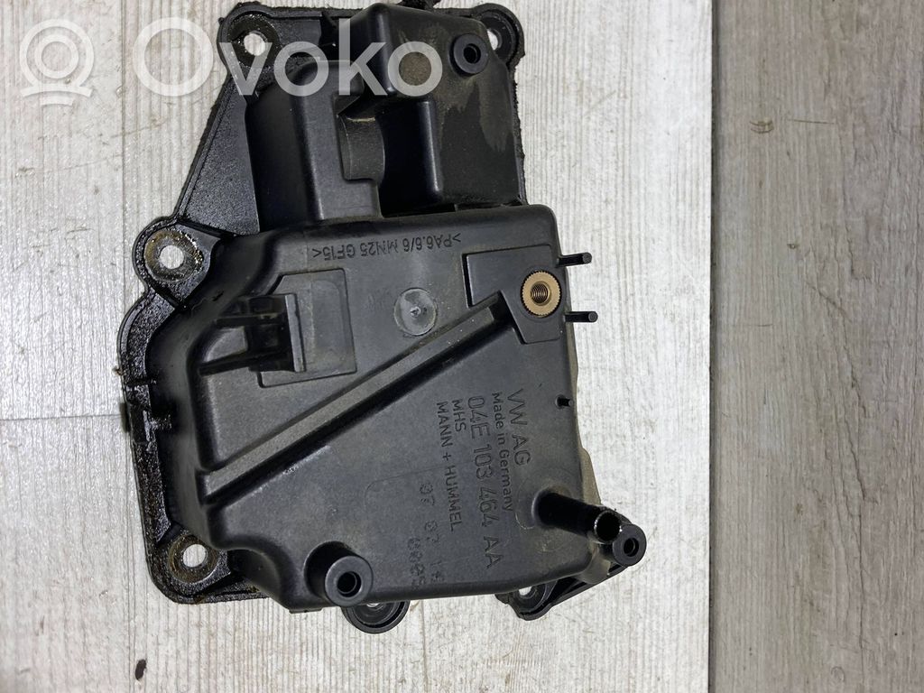Audi A4 S4 B9 Odpowietrznik / Separator oleju 