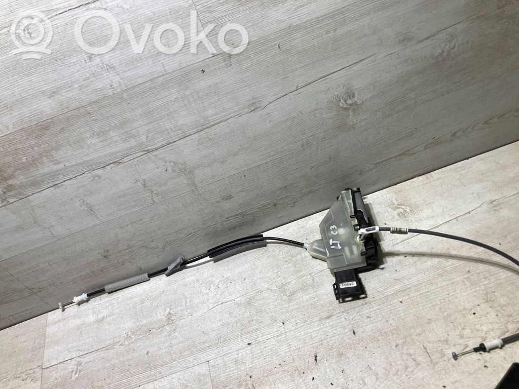 Citroen C3 Aizmugurē slēdzene 
