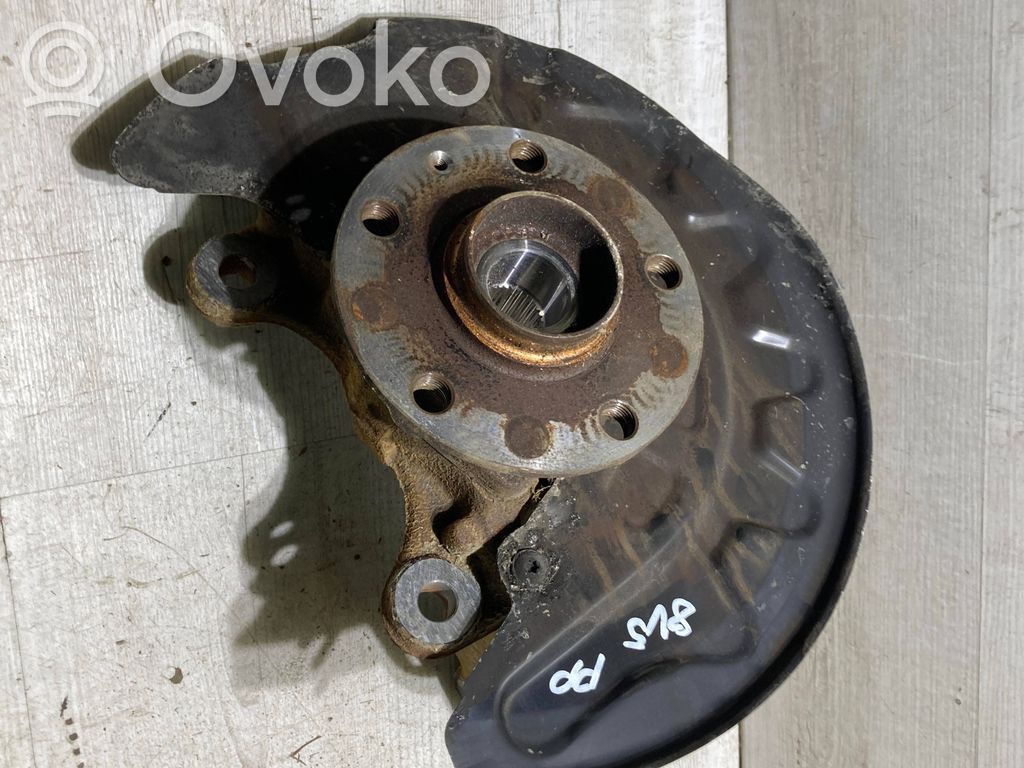 Audi A3 S3 8V Priekinė stebulė 