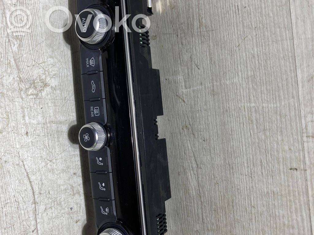 Audi A3 S3 8V Climate control unit 