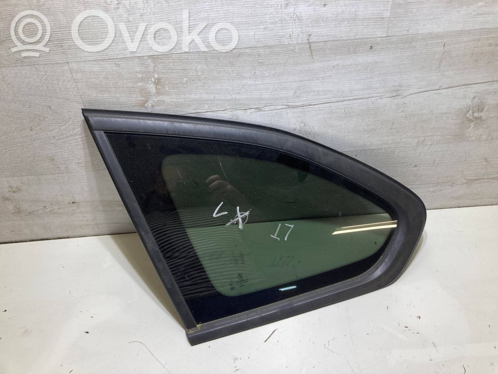BMW X1 F48 F49 Geam lateral spate 
