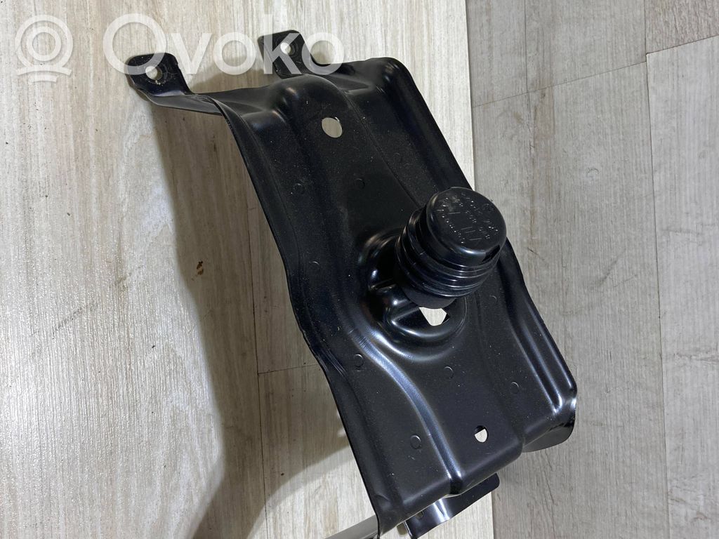 Audi A5 Holder (bracket) 