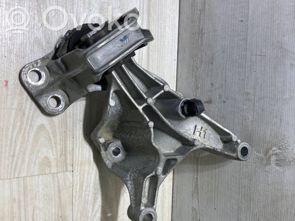 Nissan Juke II F16 Engine mount bracket 