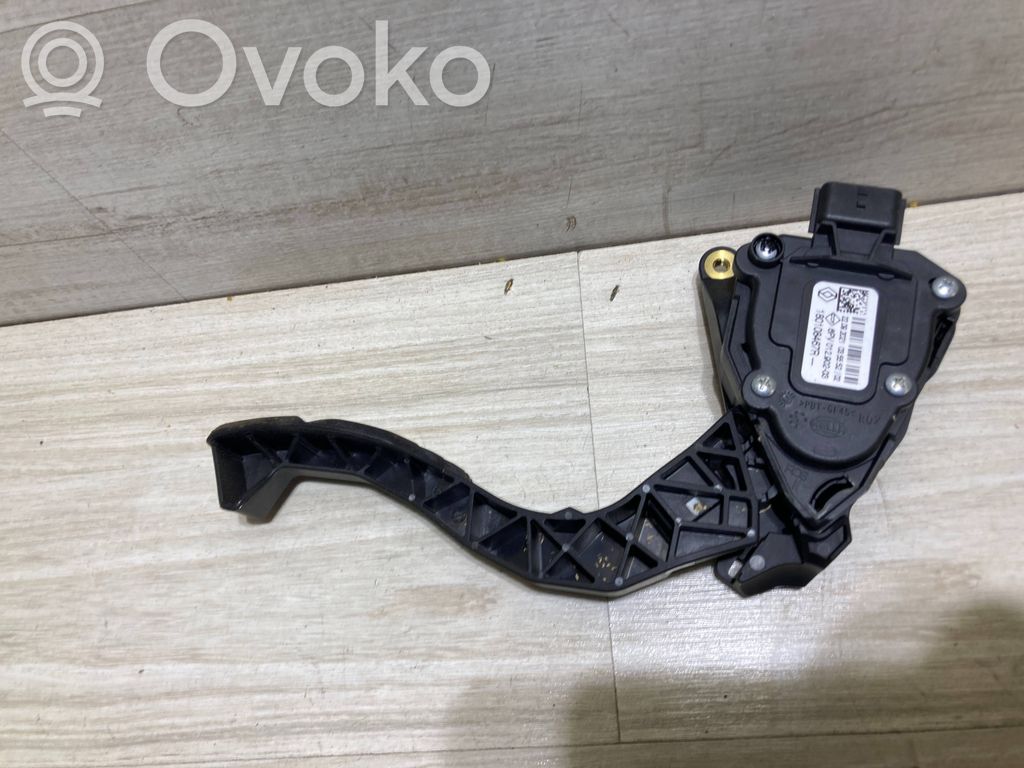 Renault Arkana Accelerator throttle pedal 