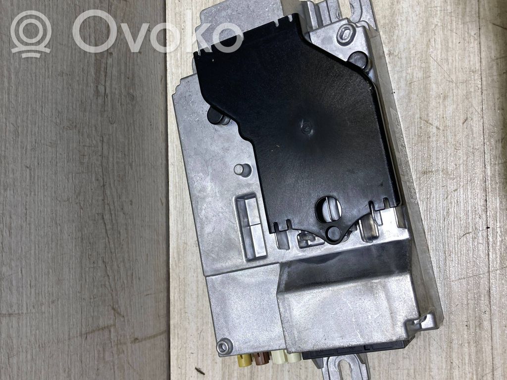BMW 1 F70 Garso stiprintuvas 