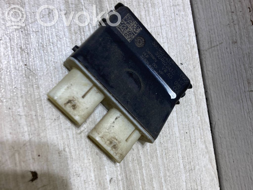 Audi Q3 F3 Unité de commande / module de hayon 