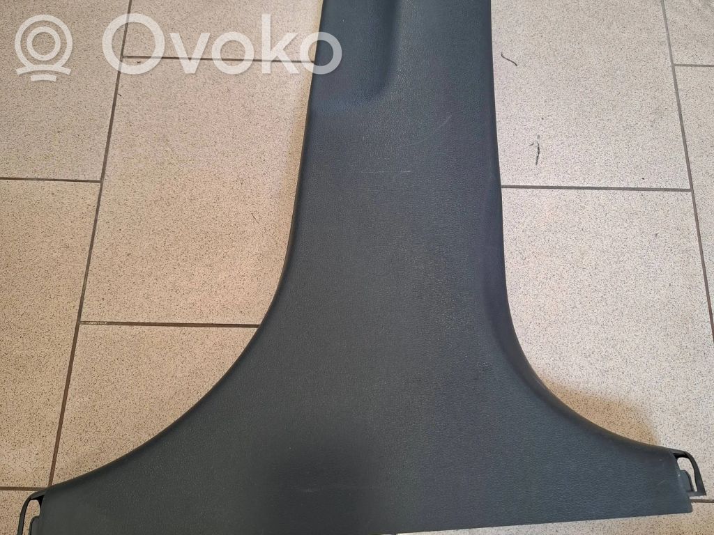 KIA Ceed (B) pillar trim (bottom) 
