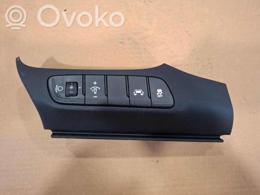 Hyundai i30 Headlight level height control switch 