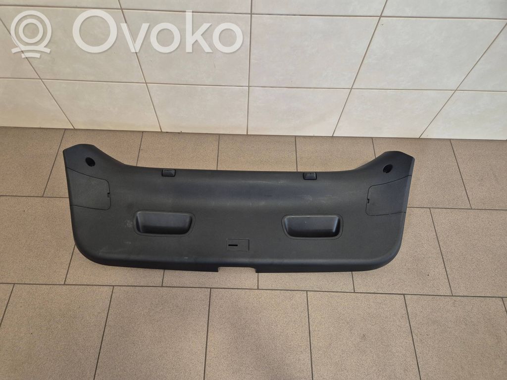KIA Ceed Garniture de hayon 