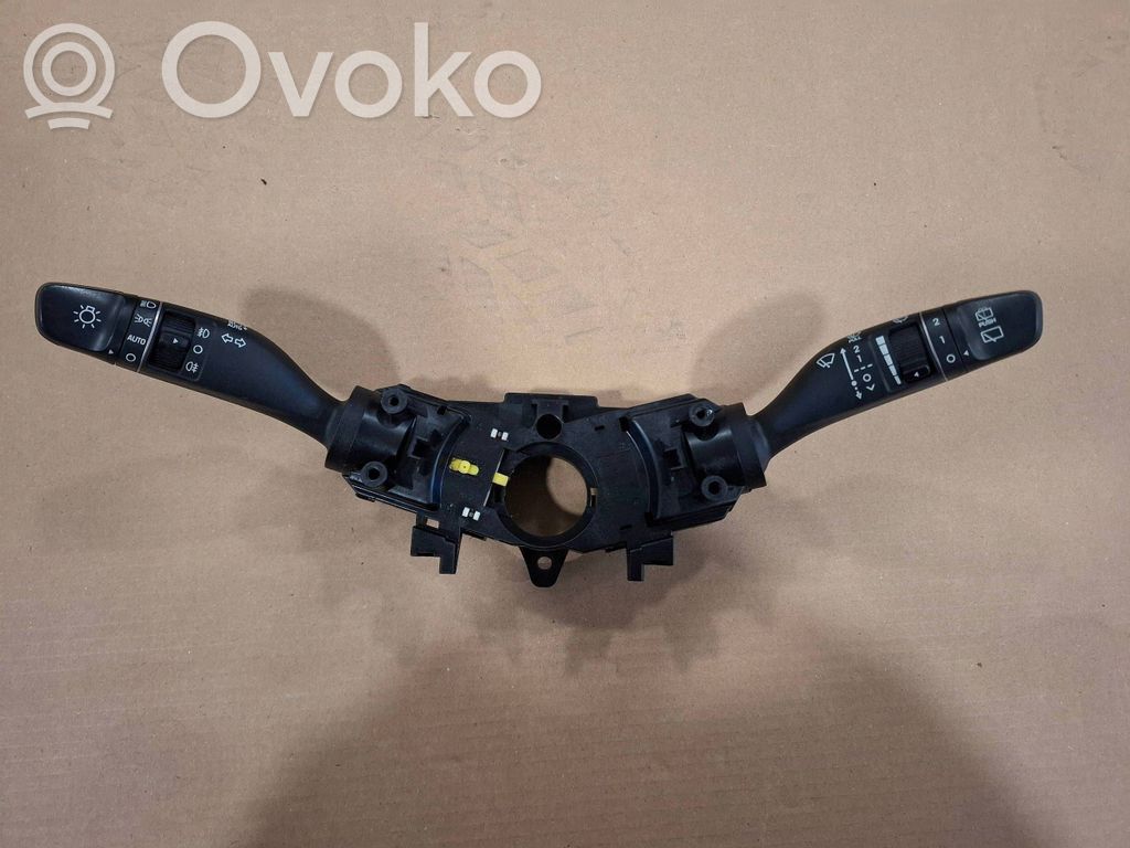 Hyundai i30 Wiper turn signal indicator stalk/switch 