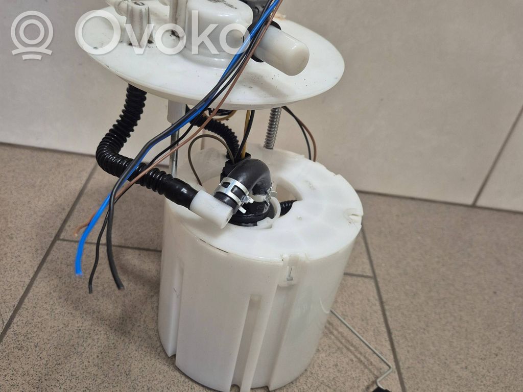 KIA Ceed Bomba interna de combustible 