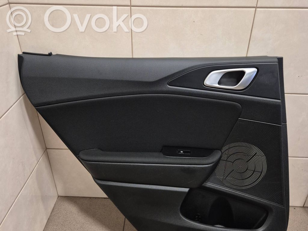 KIA Xceed Boczek / Tapicerka drzwi tylnych 