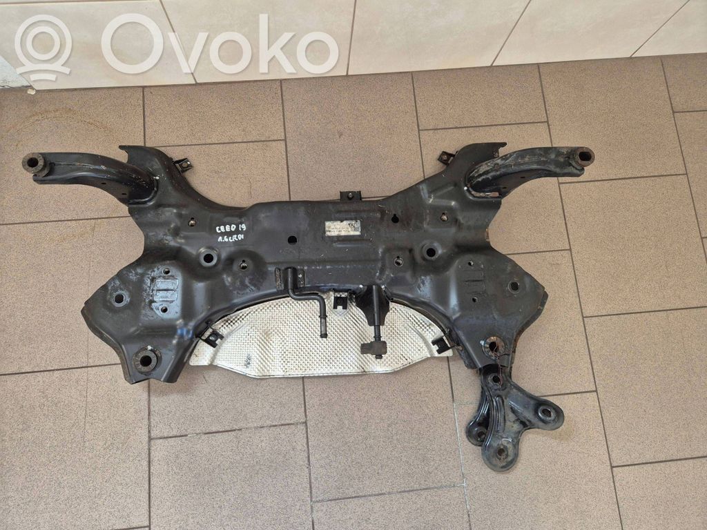 KIA Ceed Priekinis traversas 