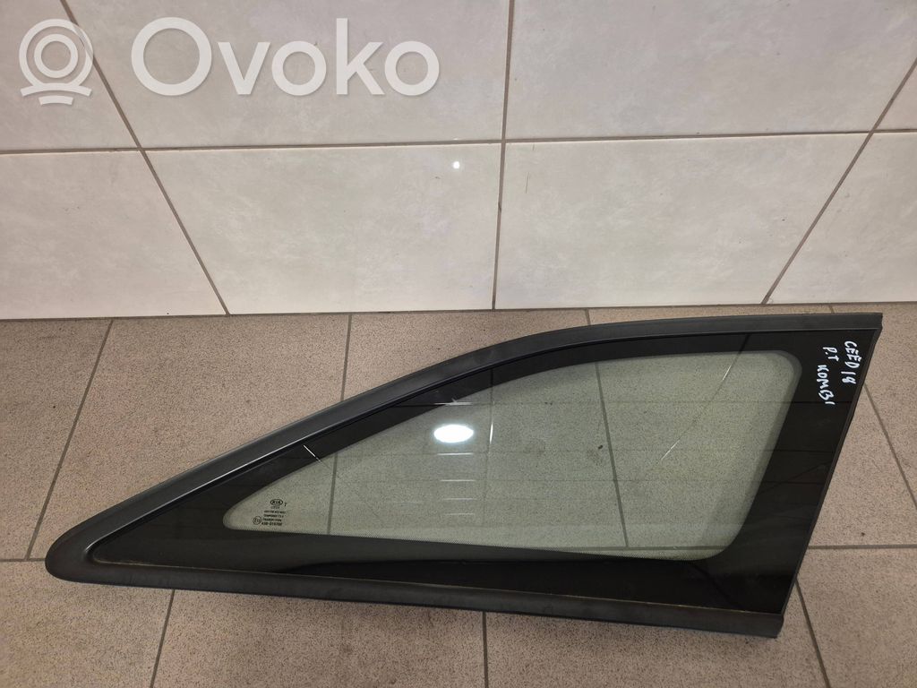 KIA Ceed Vidrio lateral trasero 