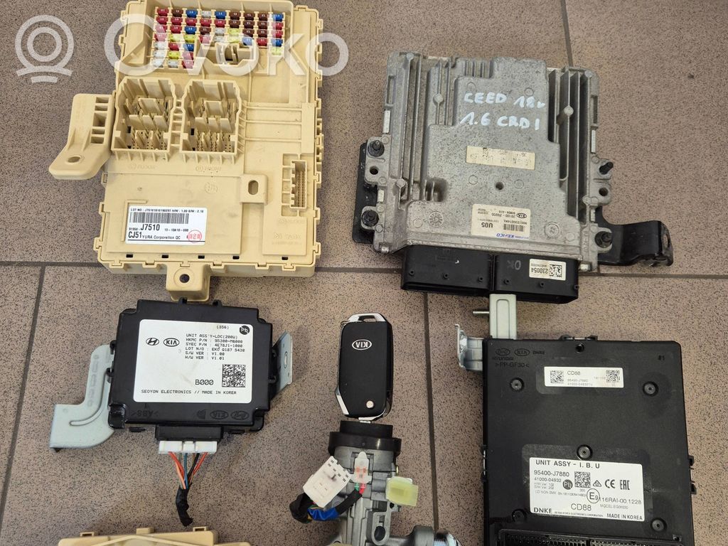 KIA Ceed Engine ECU kit and lock set 