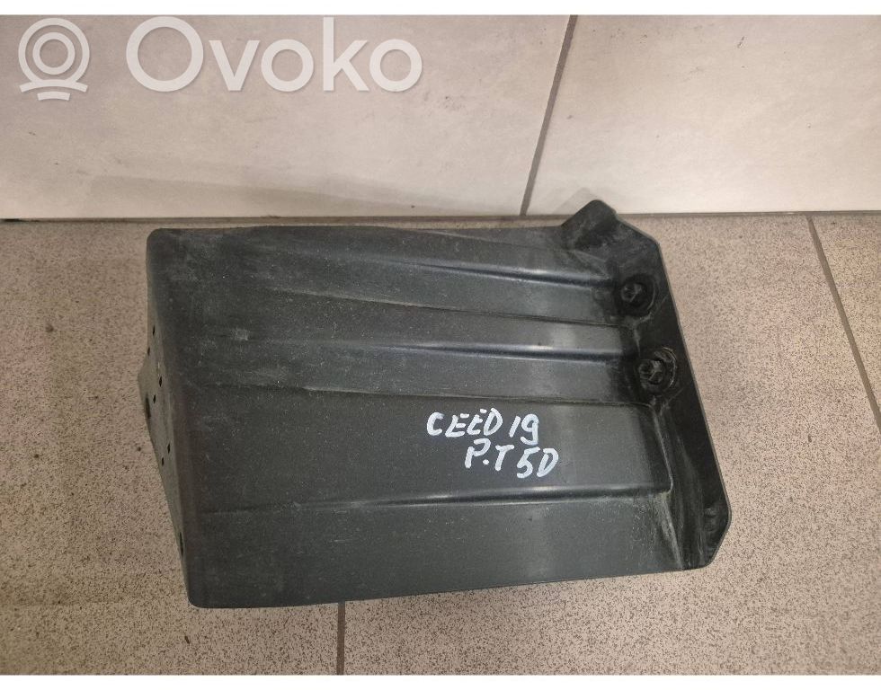 KIA Ceed Aizmugurējā bufera apakšas aizsargs 