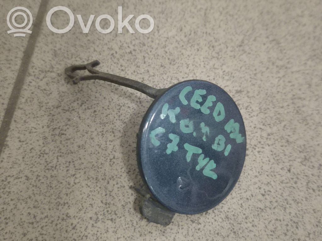 KIA Ceed Abdeckung Deckel Abschleppöse 
