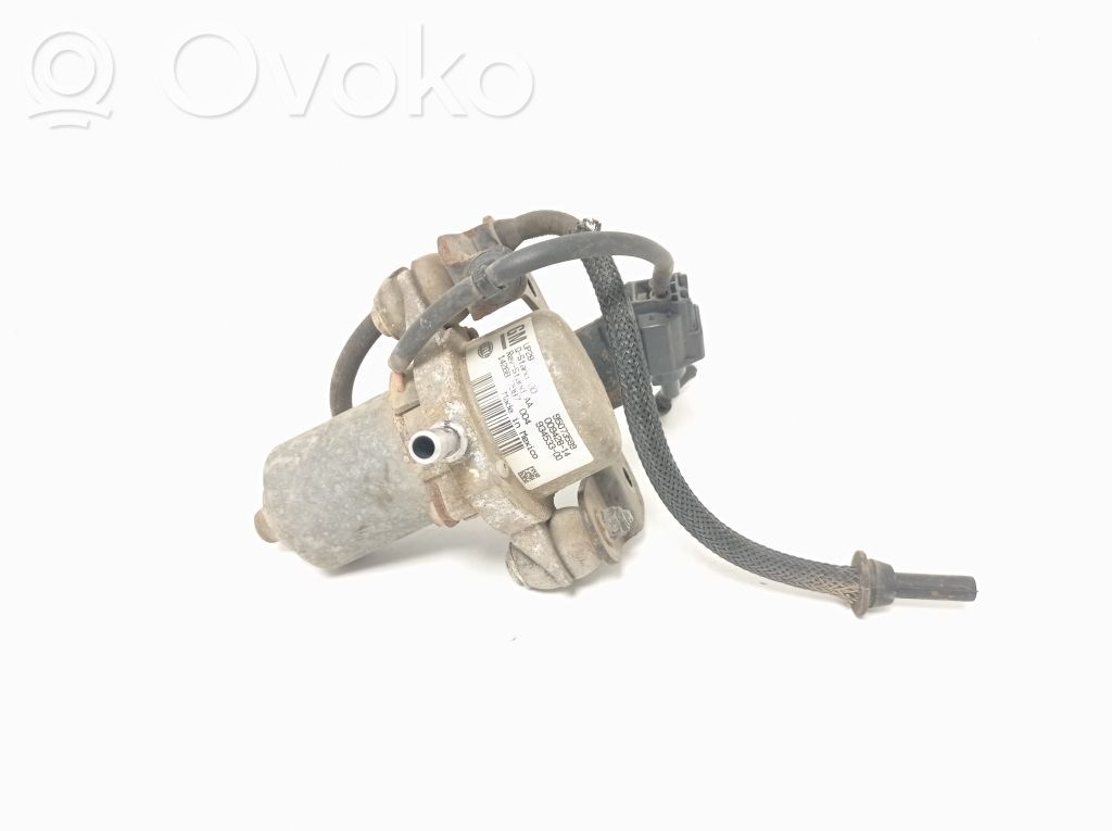 Opel Mokka Siurblys vakuumo 
