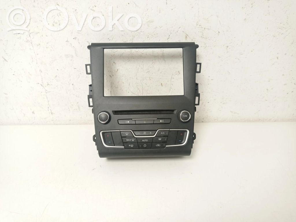 Ford Mondeo MK V Air conditioner control unit module 