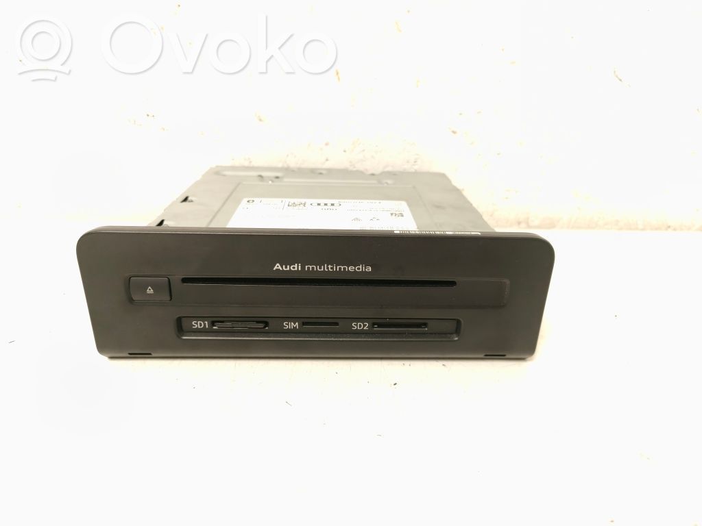 Audi A4 S4 B9 Panel / Radioodtwarzacz CD/DVD/GPS 