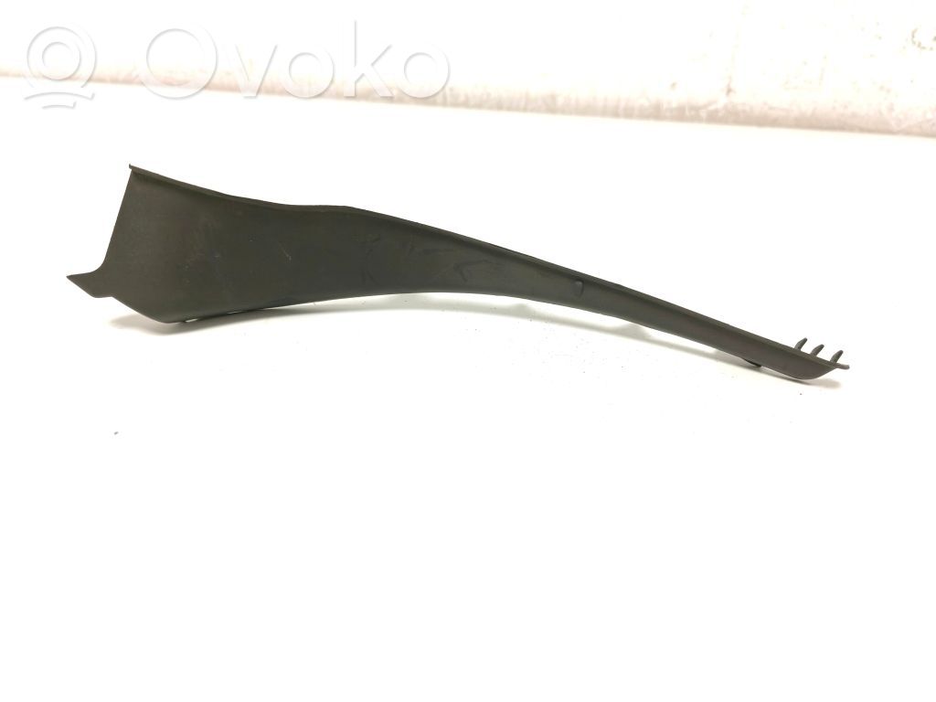 Chevrolet Trax Wiper trim 