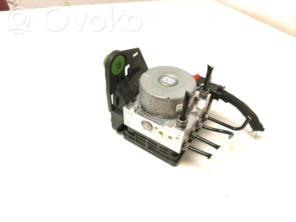 Volkswagen Golf VIII ABS Pump 