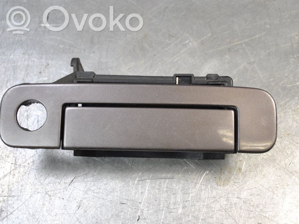 Manecilla externa puerta delantera   4A0837206