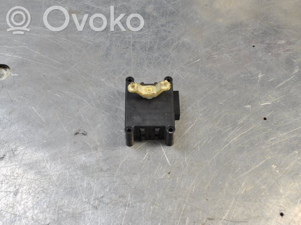 Nissan Skyline A/C air flow flap actuator/motor 