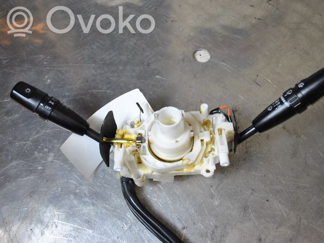 KIA Carnival Wiper turn signal indicator stalk/switch 