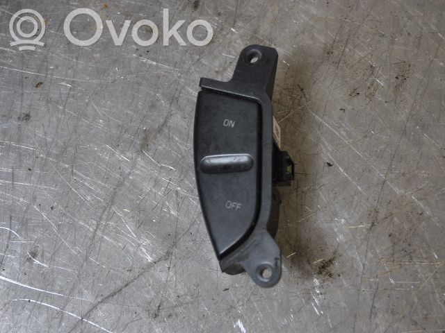 Ford Explorer Steering wheel buttons/switches 