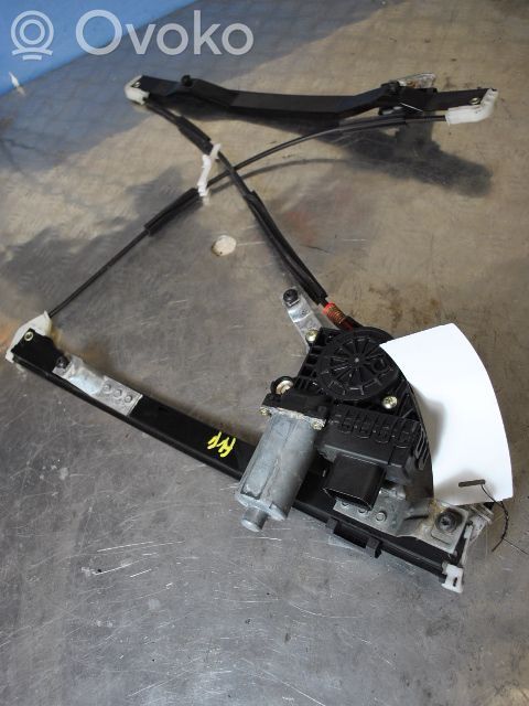 Ford Mondeo Mk III Motor del regulador de la ventanilla de la puerta delantera 