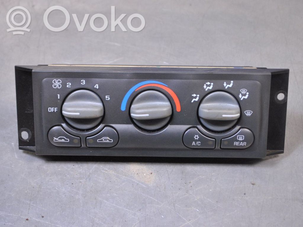 Pontiac Trans Sport Climate control unit 