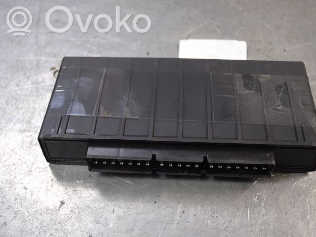 BMW 7 E32 Muut ohjainlaitteet/moduulit 