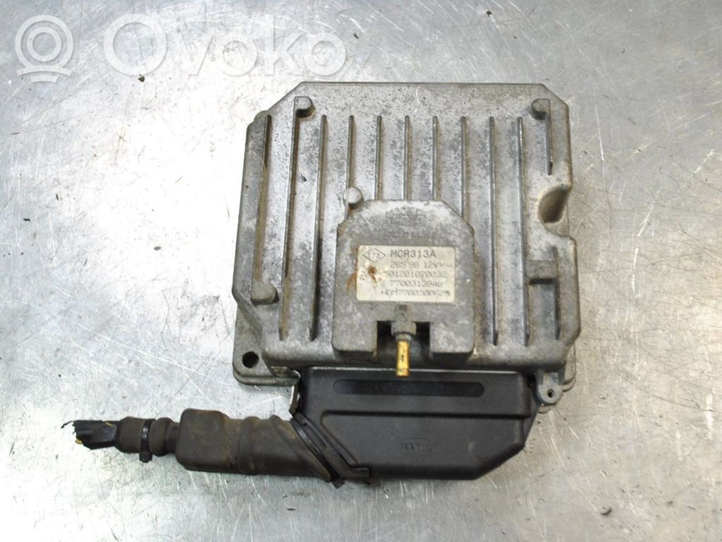 Ruiskutuksen ohjainlaite/moduuli   7700313948