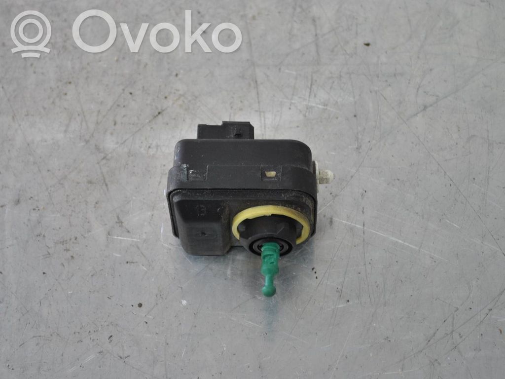 Scheinwerferstellmotor   3STIFT