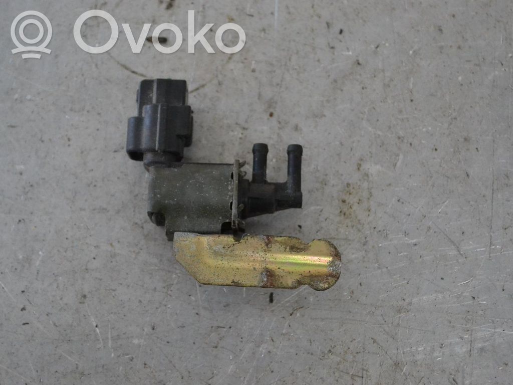 Válvula de vacío   K5T48075