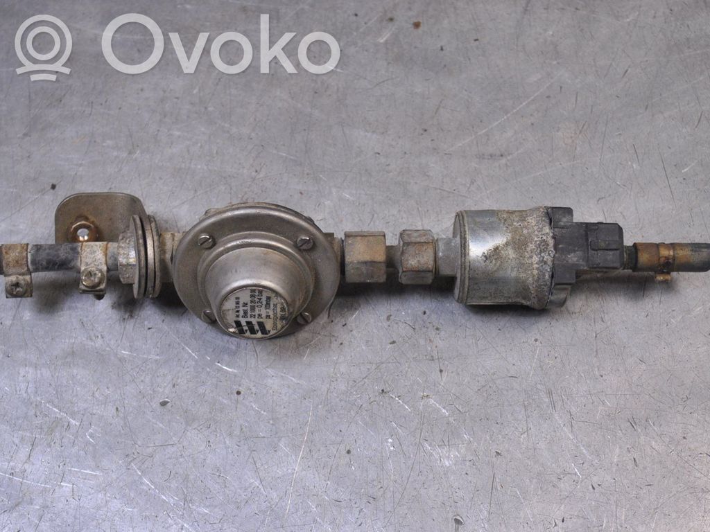 Ford Mondeo Mk III Podgrzewacz paliwa 