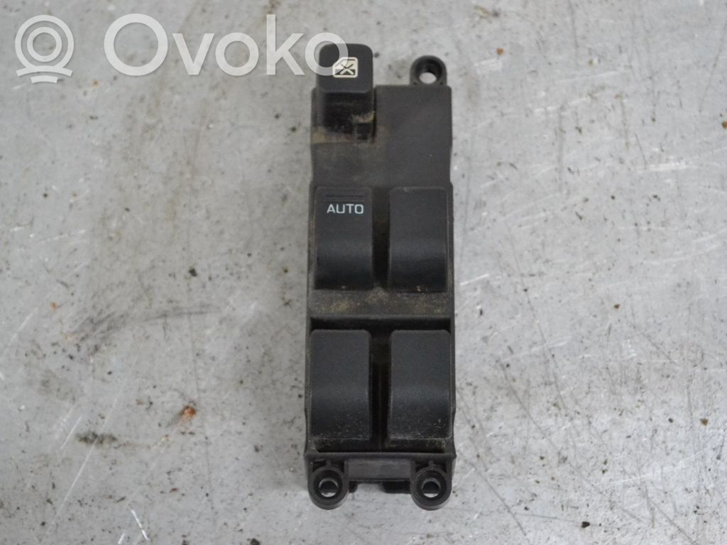 Nissan Primera Electric window control switch 