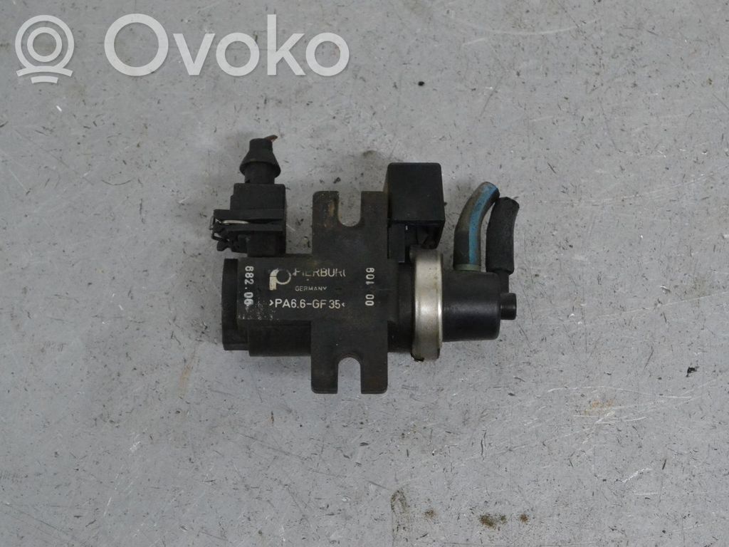 Válvula de vacío   2247906