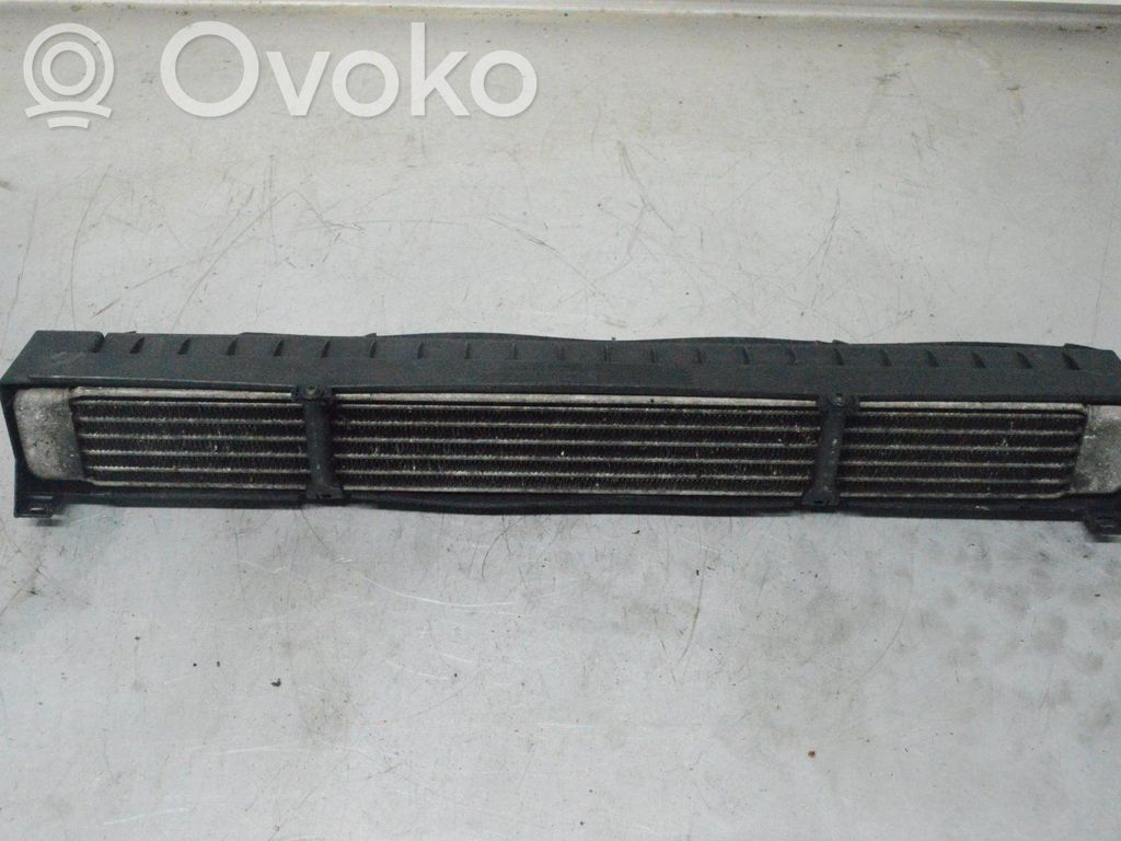 Dzinēja eļļas radiators