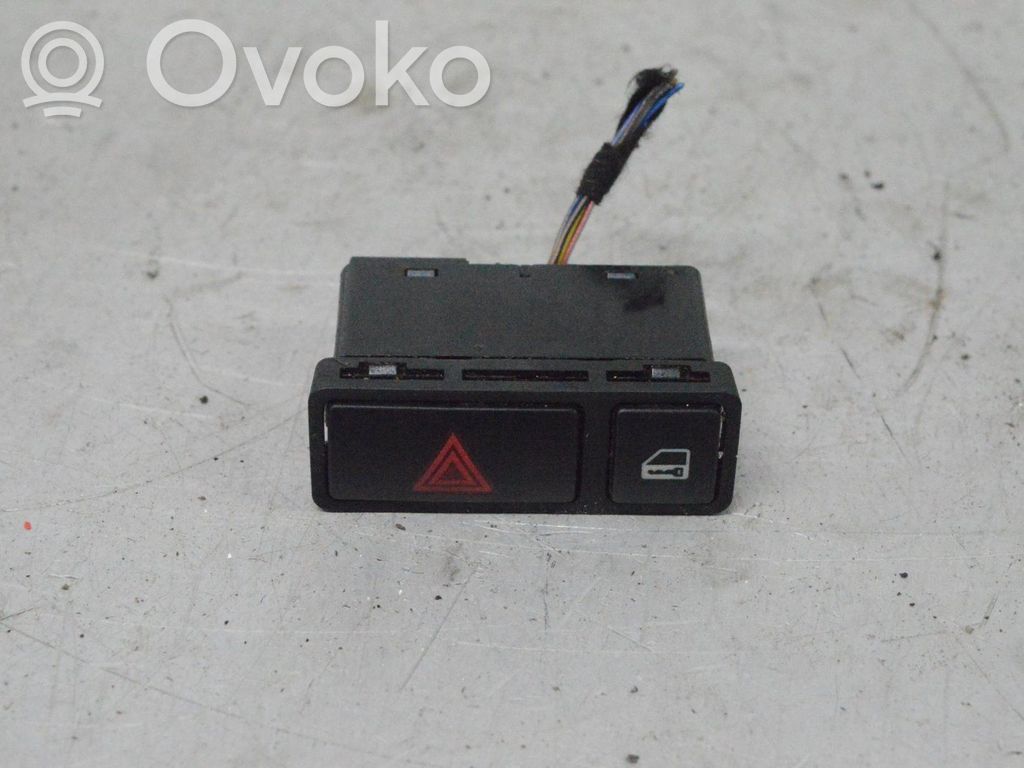 Avārijas lukturu slēdzis   61318368920