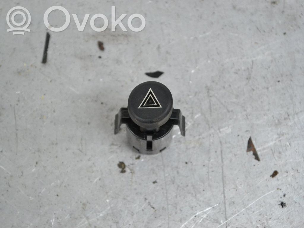 Volvo 480 Botón interruptor de luz de peligro 