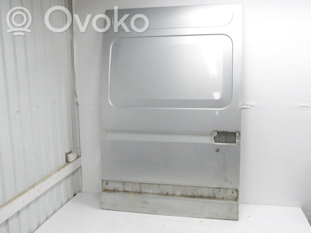 Side sliding door