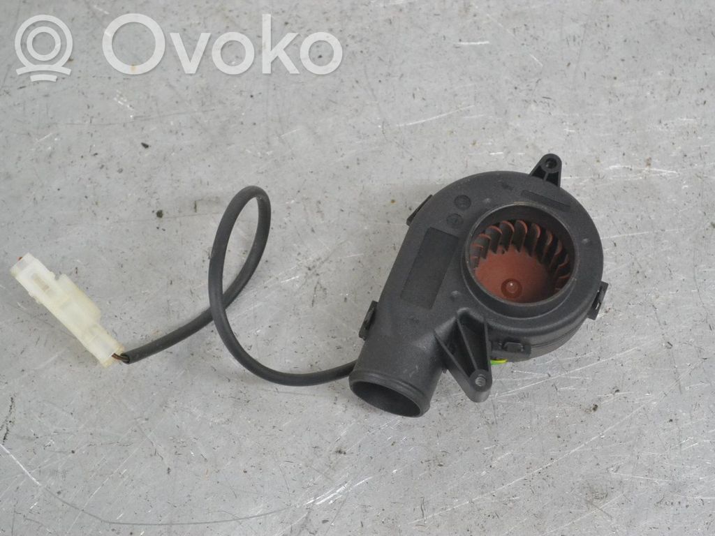 BMW 3 E90 E91 Elektrisks radiatoru ventilators 