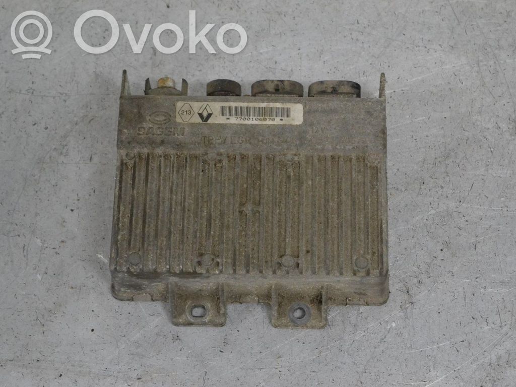 Unité de commande / module d'injection   7700106070