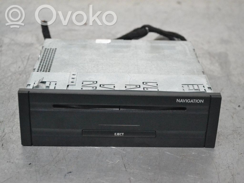 Volkswagen Phaeton GPS navigation control unit/module 