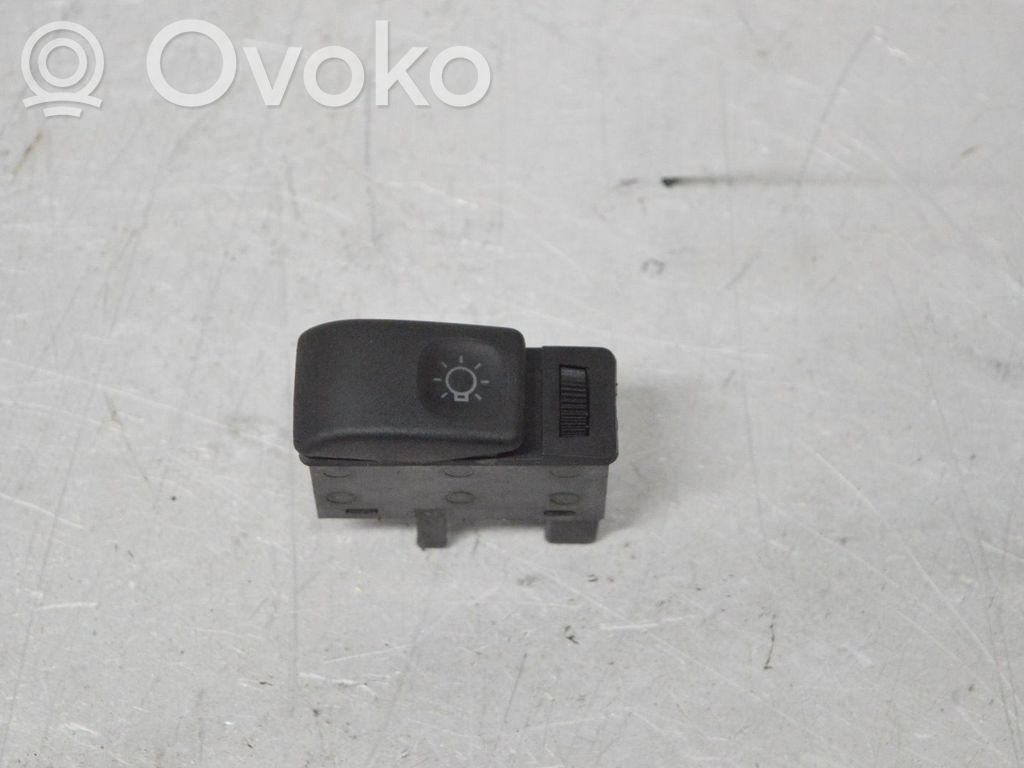 Seat Toledo I (1L) Interruptor de luz 