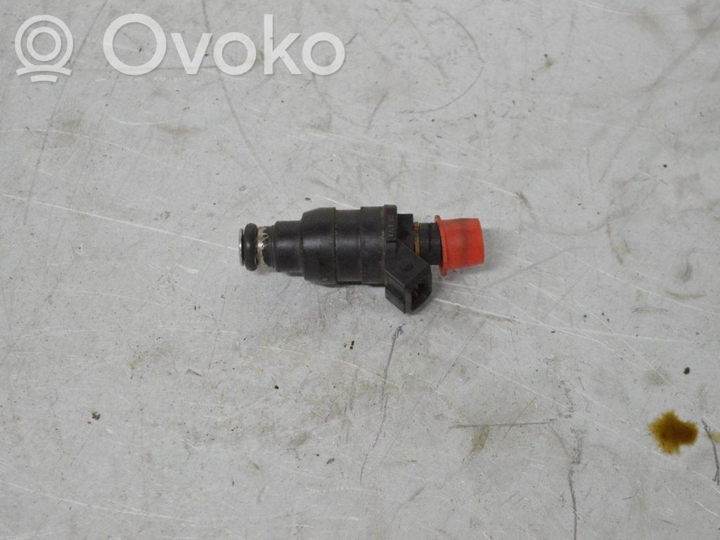 Fuel injector   1739242