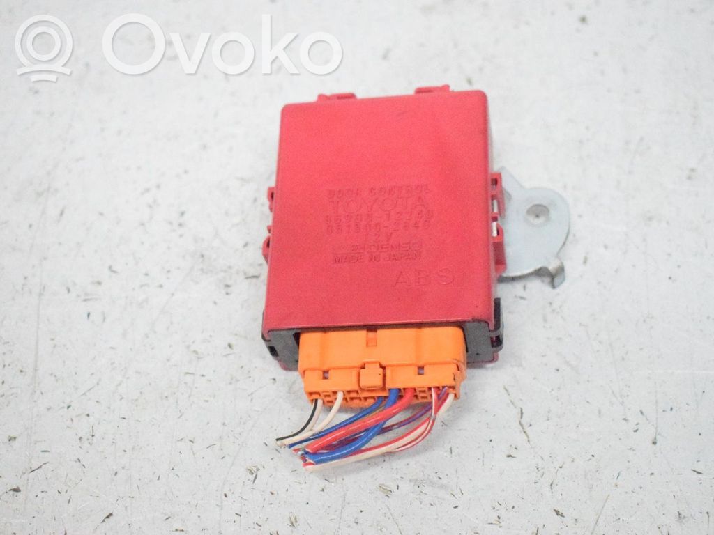 Toyota Corolla E110 Unité de commande / module de verrouillage centralisé porte 