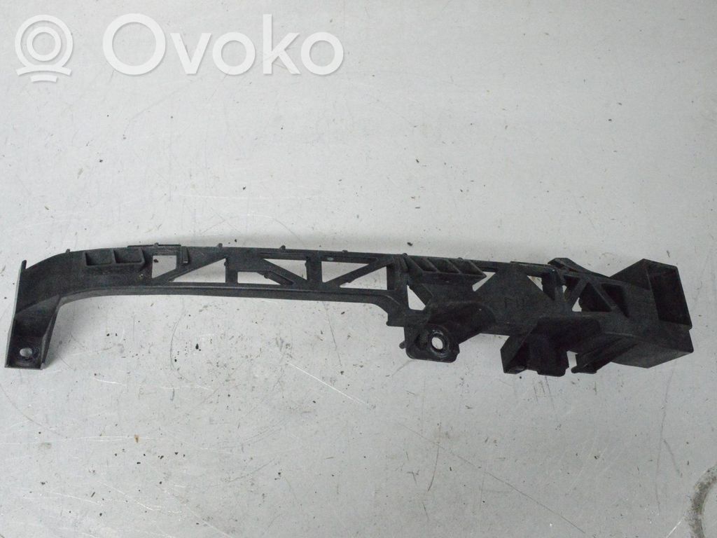 Headlight/headlamp mounting bracket